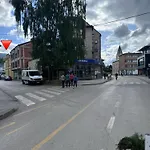 Centar Travnik-free Parking アパート *