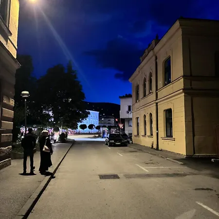 Centar Travnik-free Parking * 特拉夫尼克