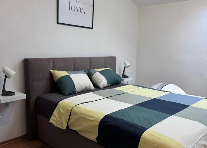 Centar Travnik-free Parking *